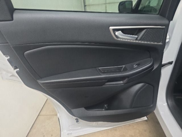 Used 2023 Ford Edge SEL w/ Convenience Package AWD/4WD image 13