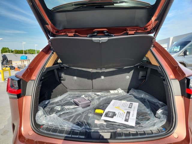 New 2025 Lexus NX 350h AWD w/ Accessory Package (Z2) image 24