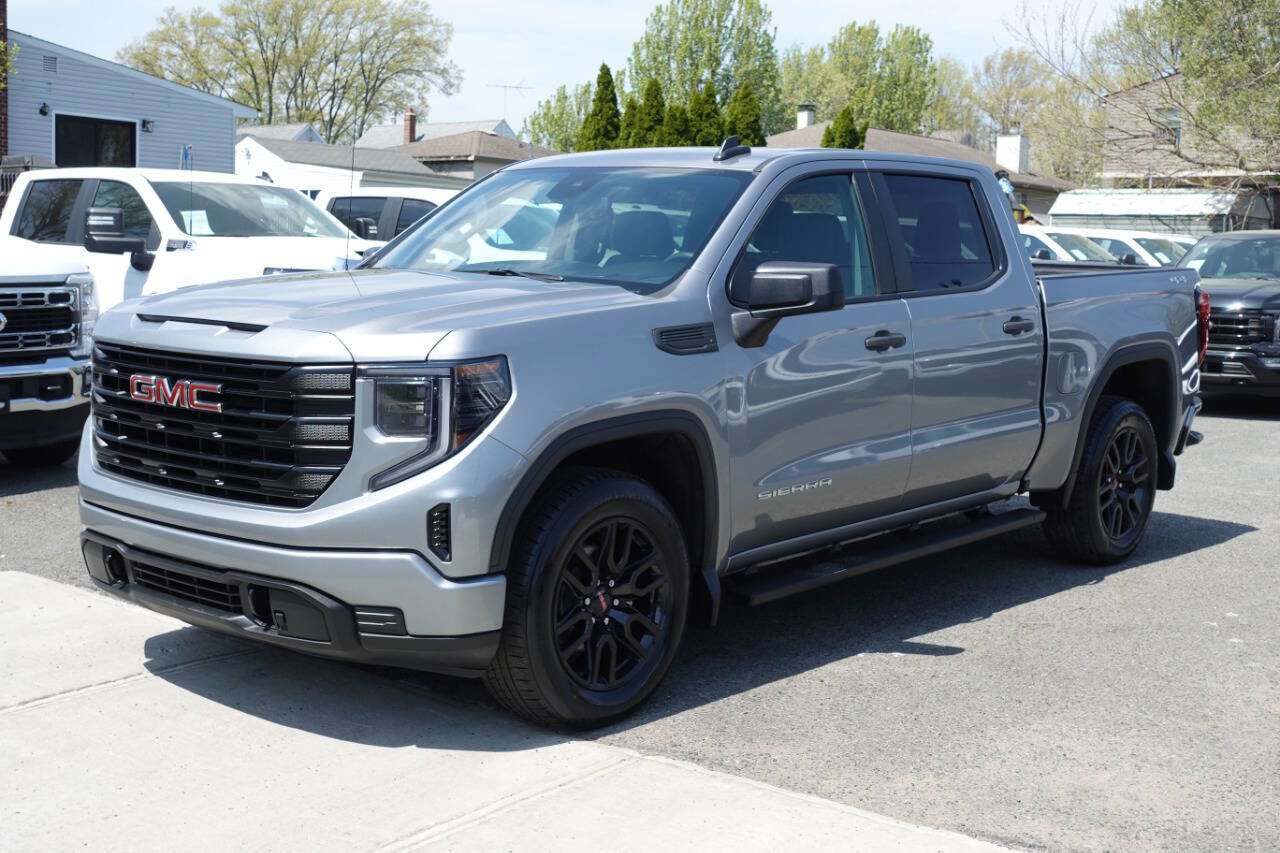 Used 2023 GMC Sierra 1500 Pro w/ Graphite Edition AWD/4WD image 1