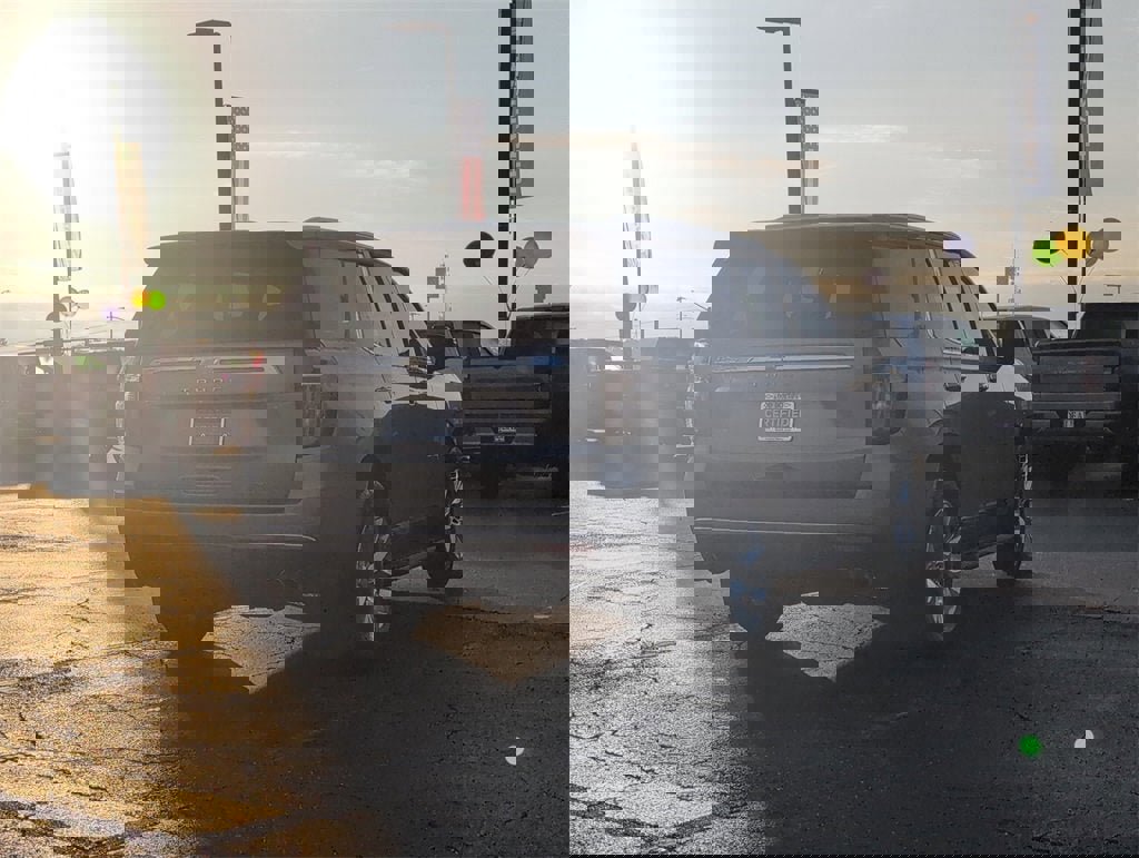 Certified 2024 Chevrolet Tahoe Premier image 3