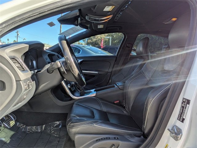 Used 2016 Volvo S60 T6 R-Design Platinum w/ Climate Package image 13