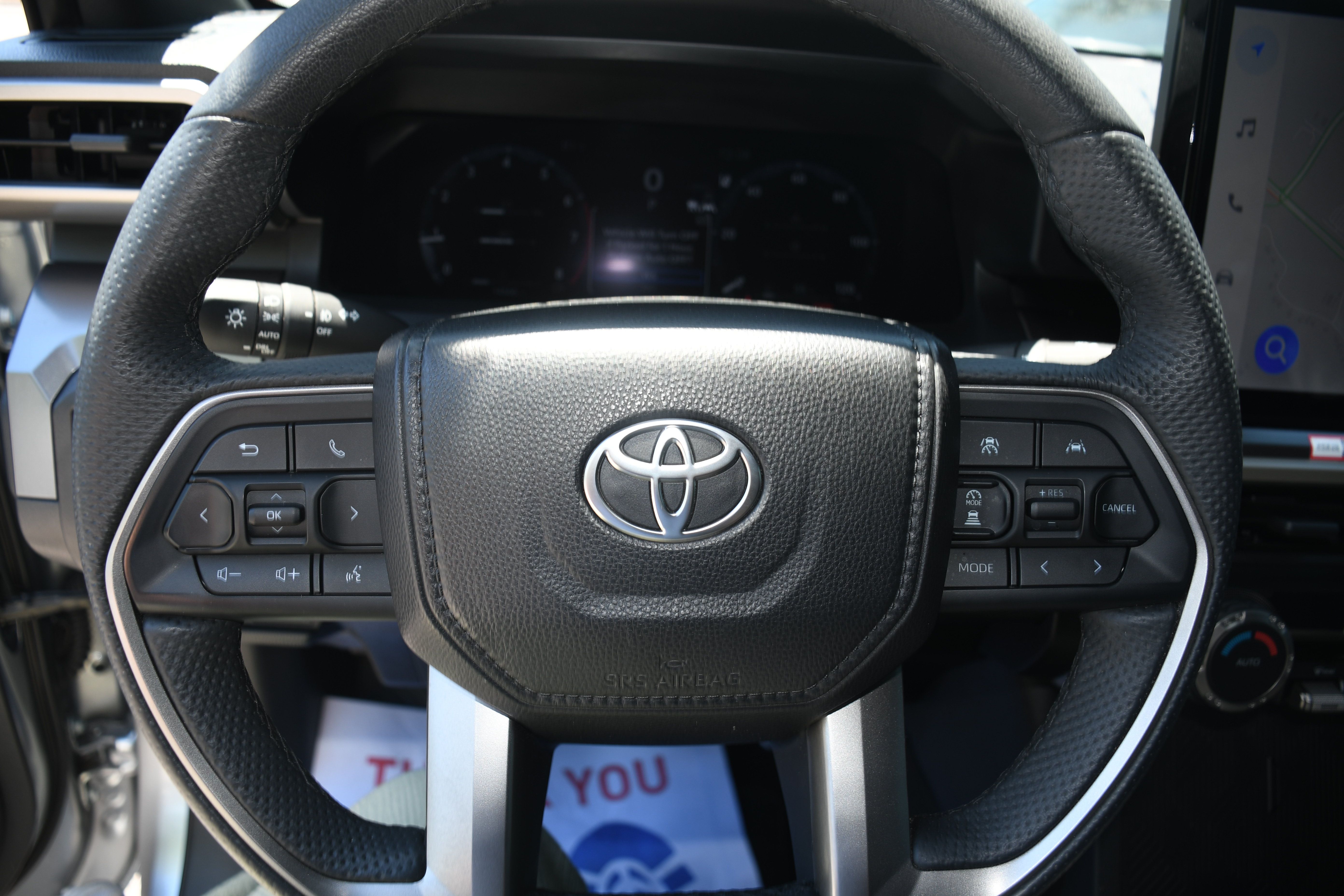 Used 2025 Toyota Tacoma TRD Sport AWD/4WD image 12