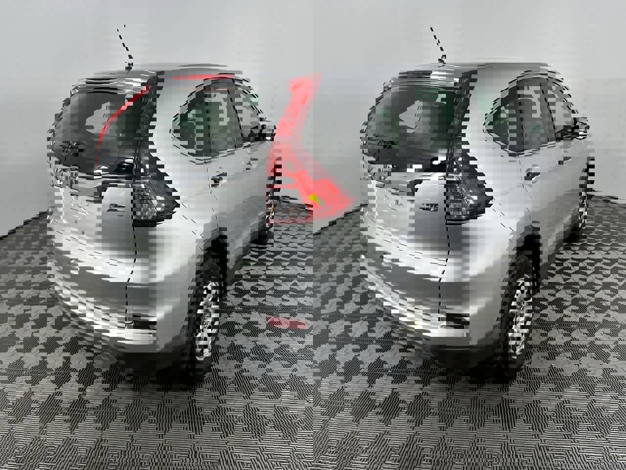 Used 2015 Honda CR-V LX image 8