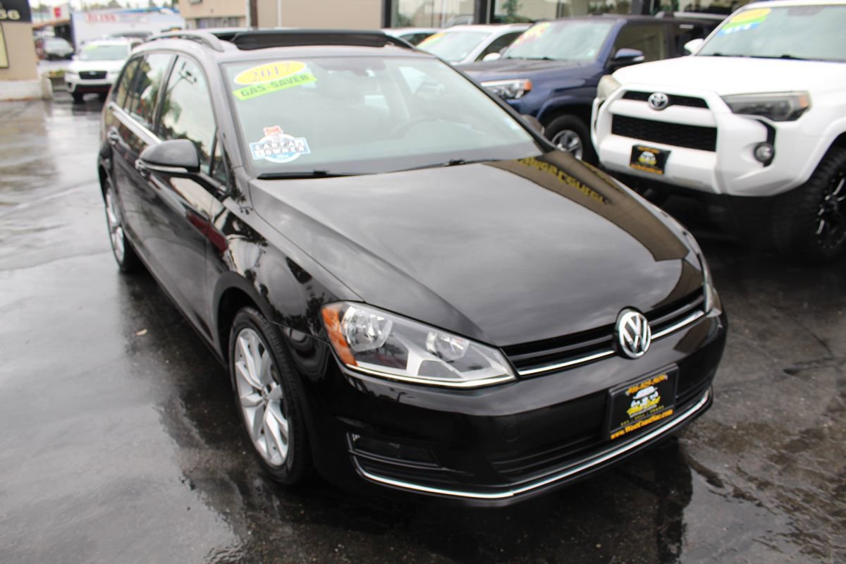 Used 2017 Volkswagen Golf SE FWD image 8