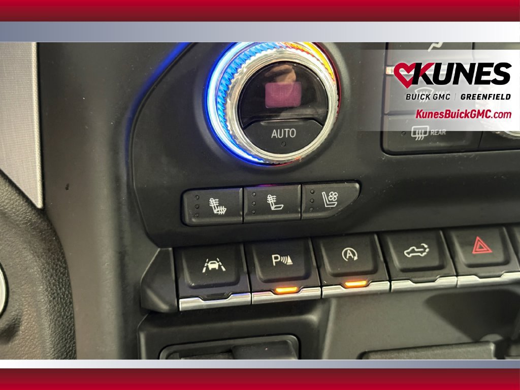 Used 2021 GMC Sierra 1500 SLT w/ SLT Premium Plus Package AWD/4WD image 32