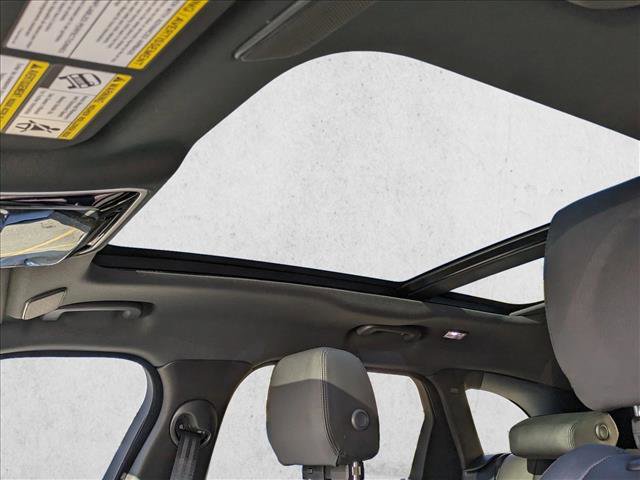 New 2026 Land Rover Range Rover Velar Dynamic SE image 15