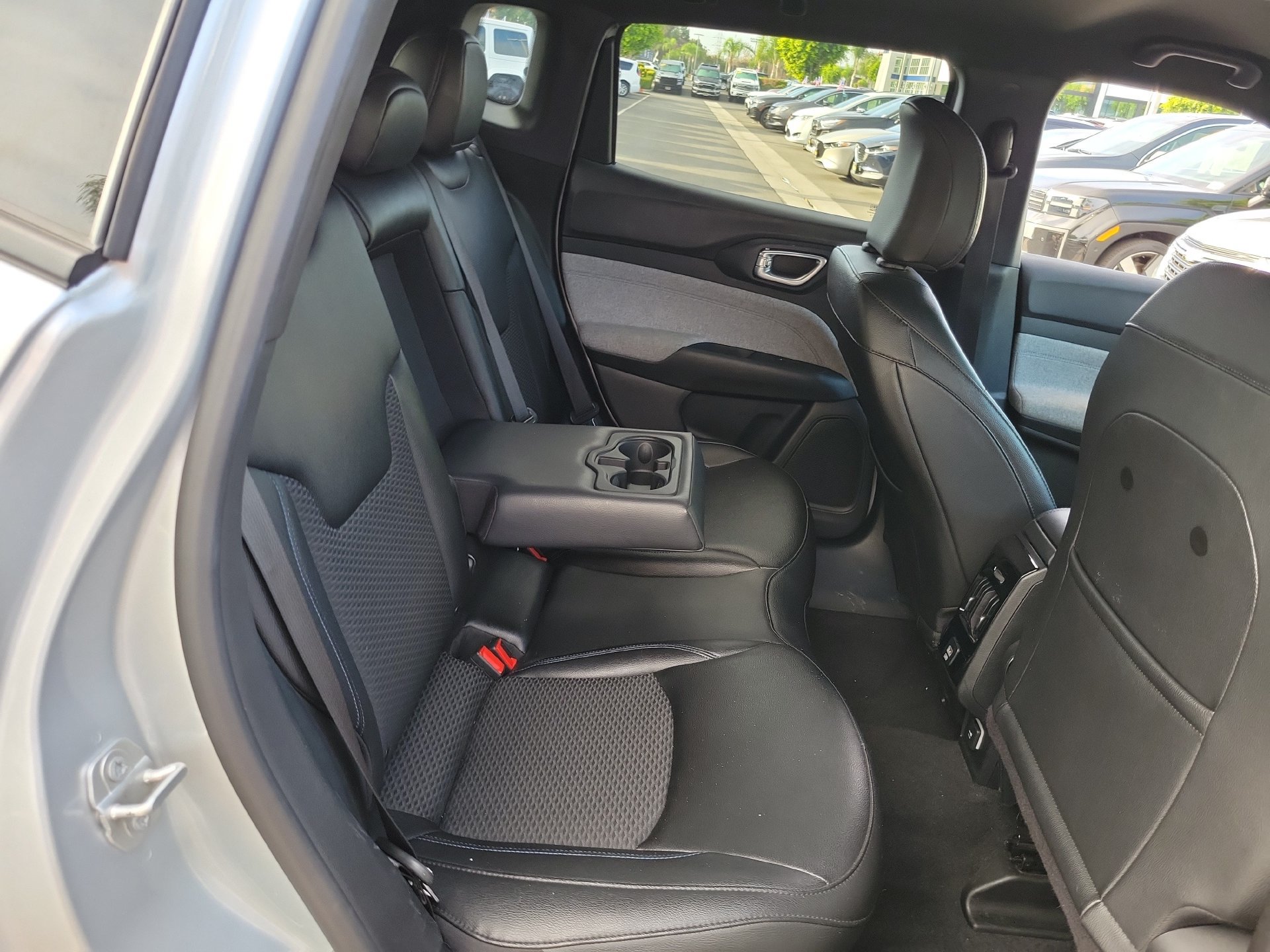 Certified 2024 Jeep Compass Latitude AWD/4WD image 22