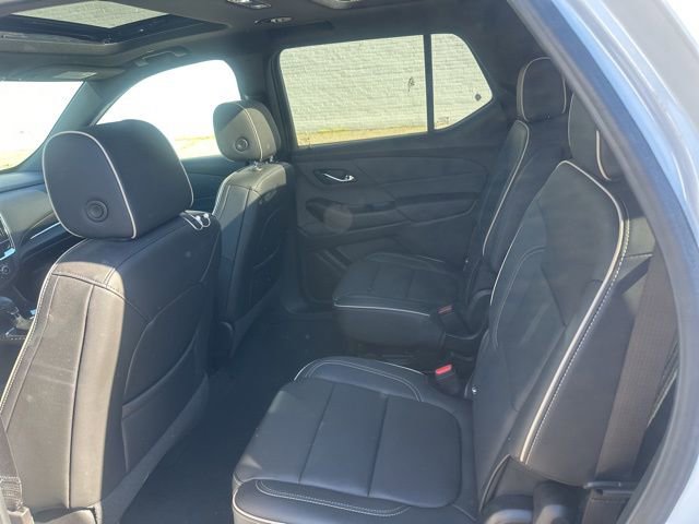 Used 2023 Chevrolet Traverse Premier w/ Redline Edition image 11