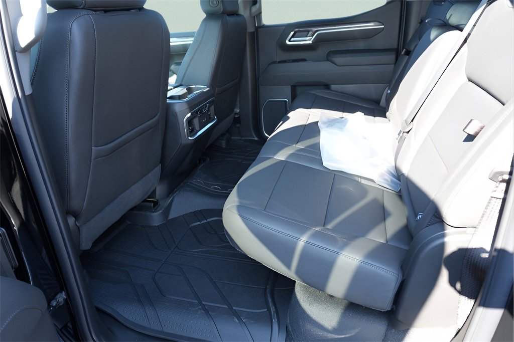New 2026 Chevrolet Silverado 1500 LTZ w/ LTZ Convenience Package II image 32