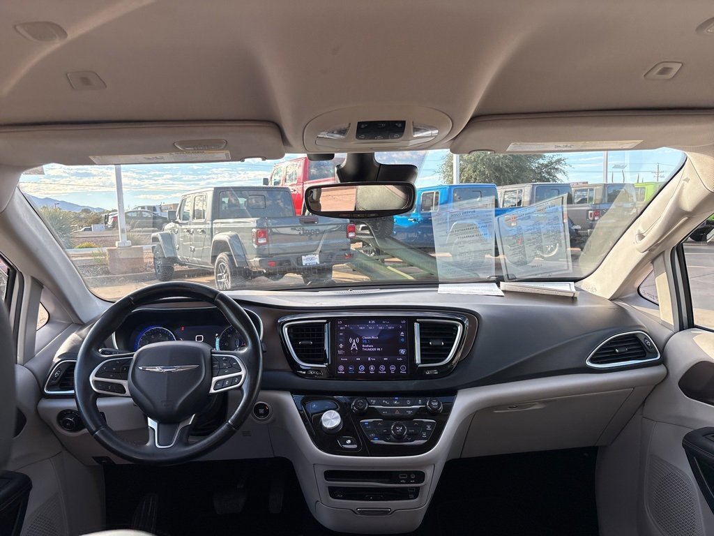 Used 2018 Chrysler Pacifica Touring-L Plus w/ Advanced Safetytec Group image 40