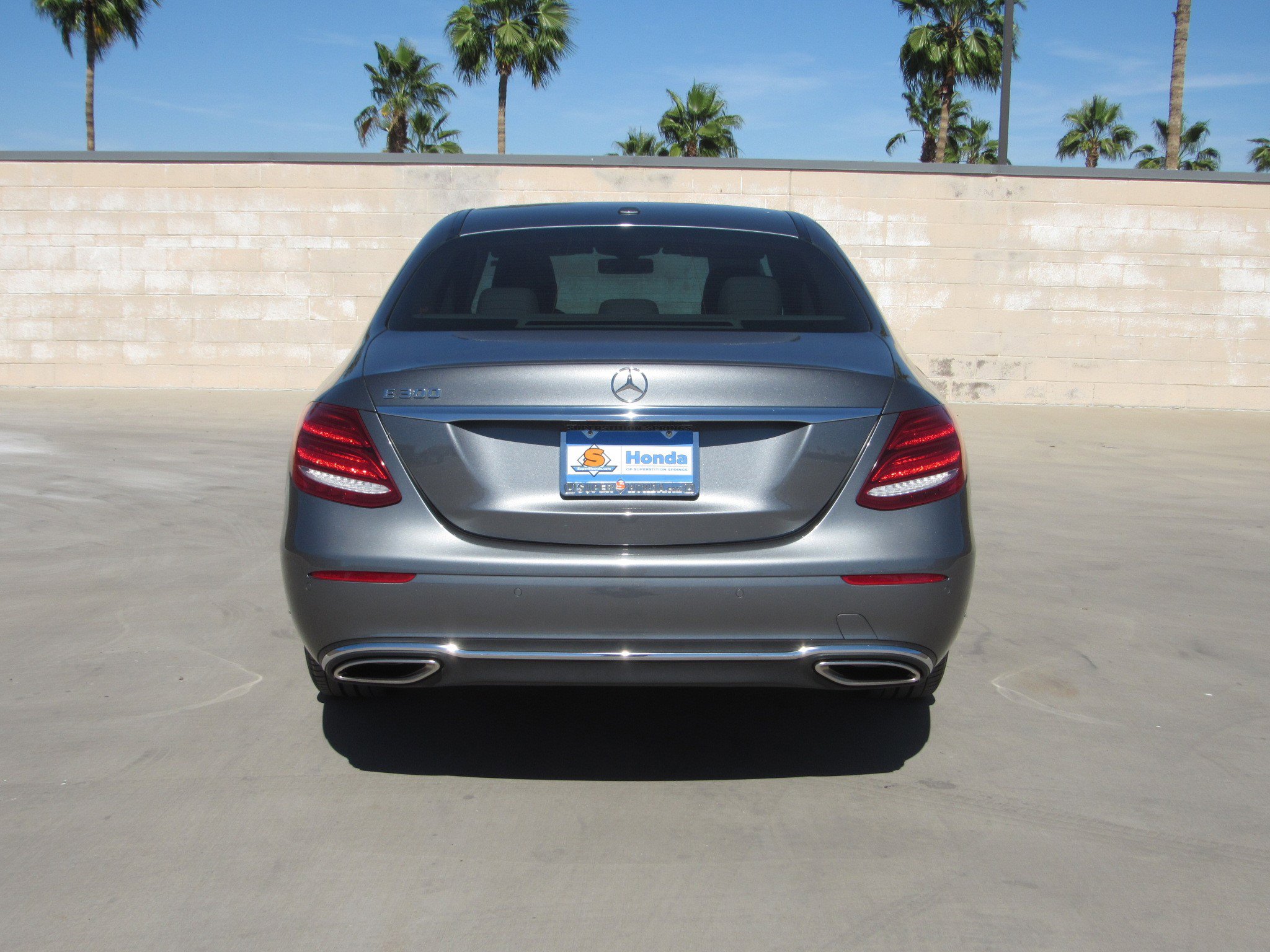 Used 2018 Mercedes-Benz E 300 image 7