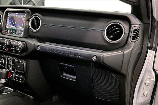 Used 2022 Jeep Wrangler Unlimited Rubicon 4xe w/ Cold Weather Group image 17
