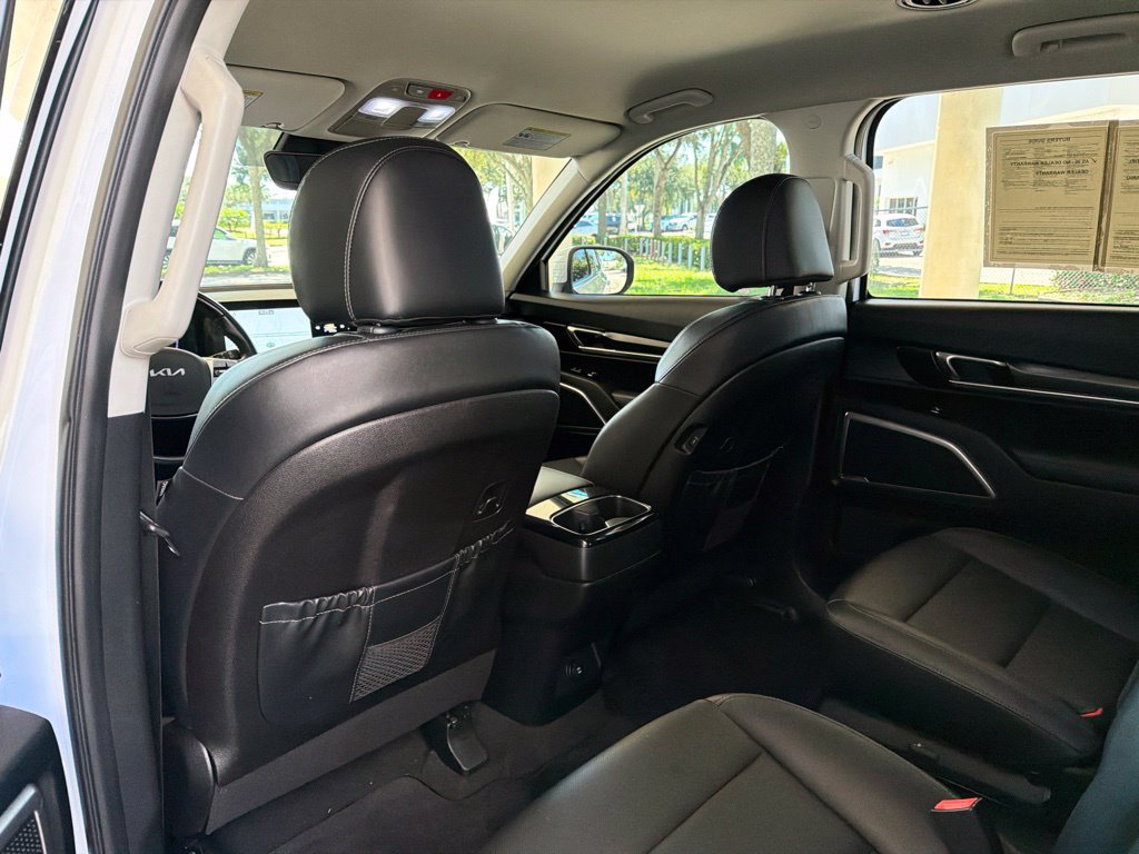 Used 2024 Kia Telluride S FWD image 46