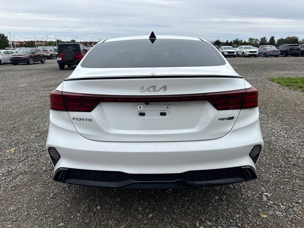 Used 2022 Kia Forte GT-Line w/ GT-Line Premium Package FWD image 10