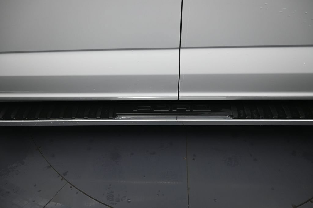 Used 2023 Ford F150 Lariat AWD/4WD image 9
