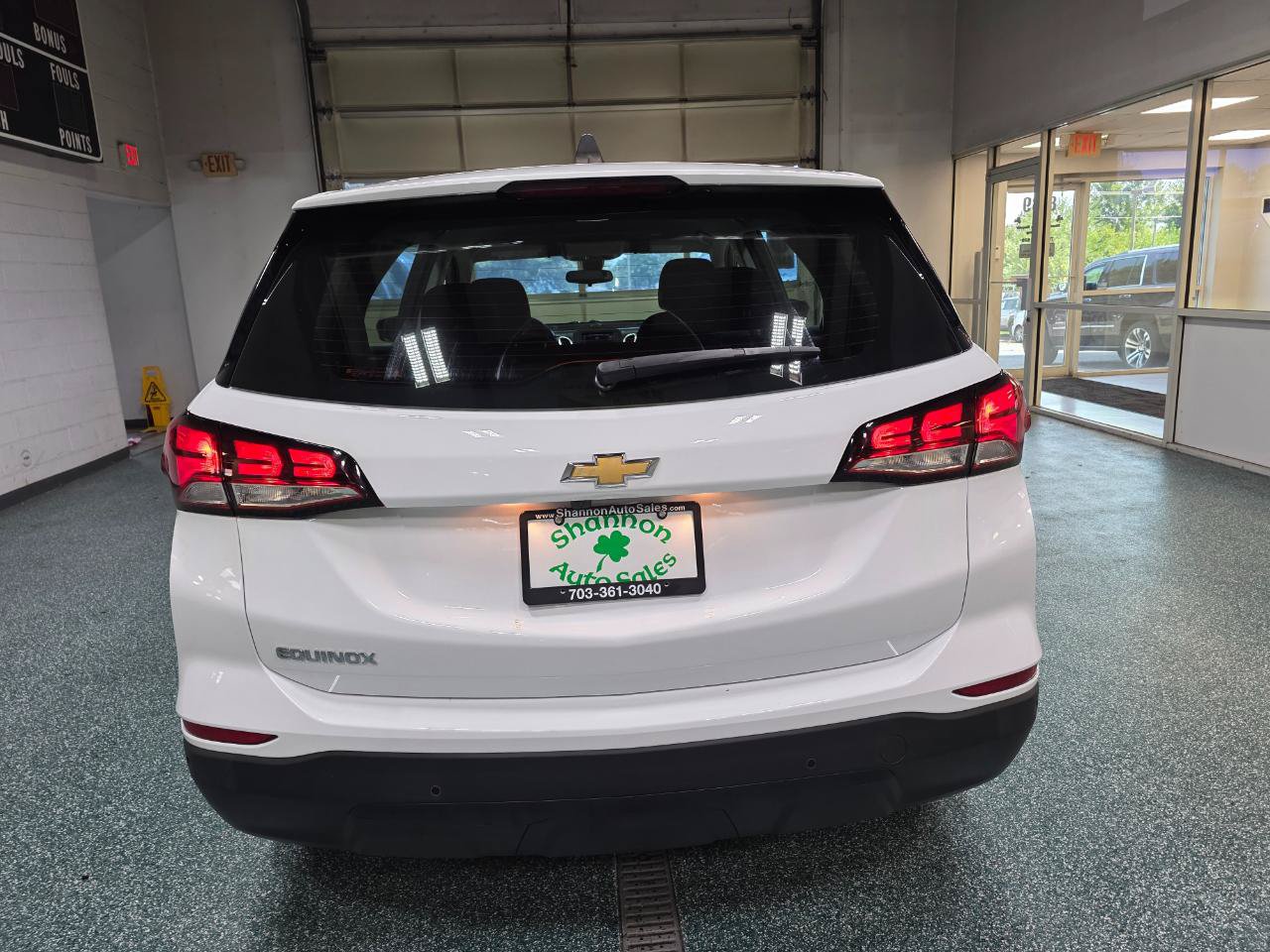 Used 2022 Chevrolet Equinox LS FWD image 8