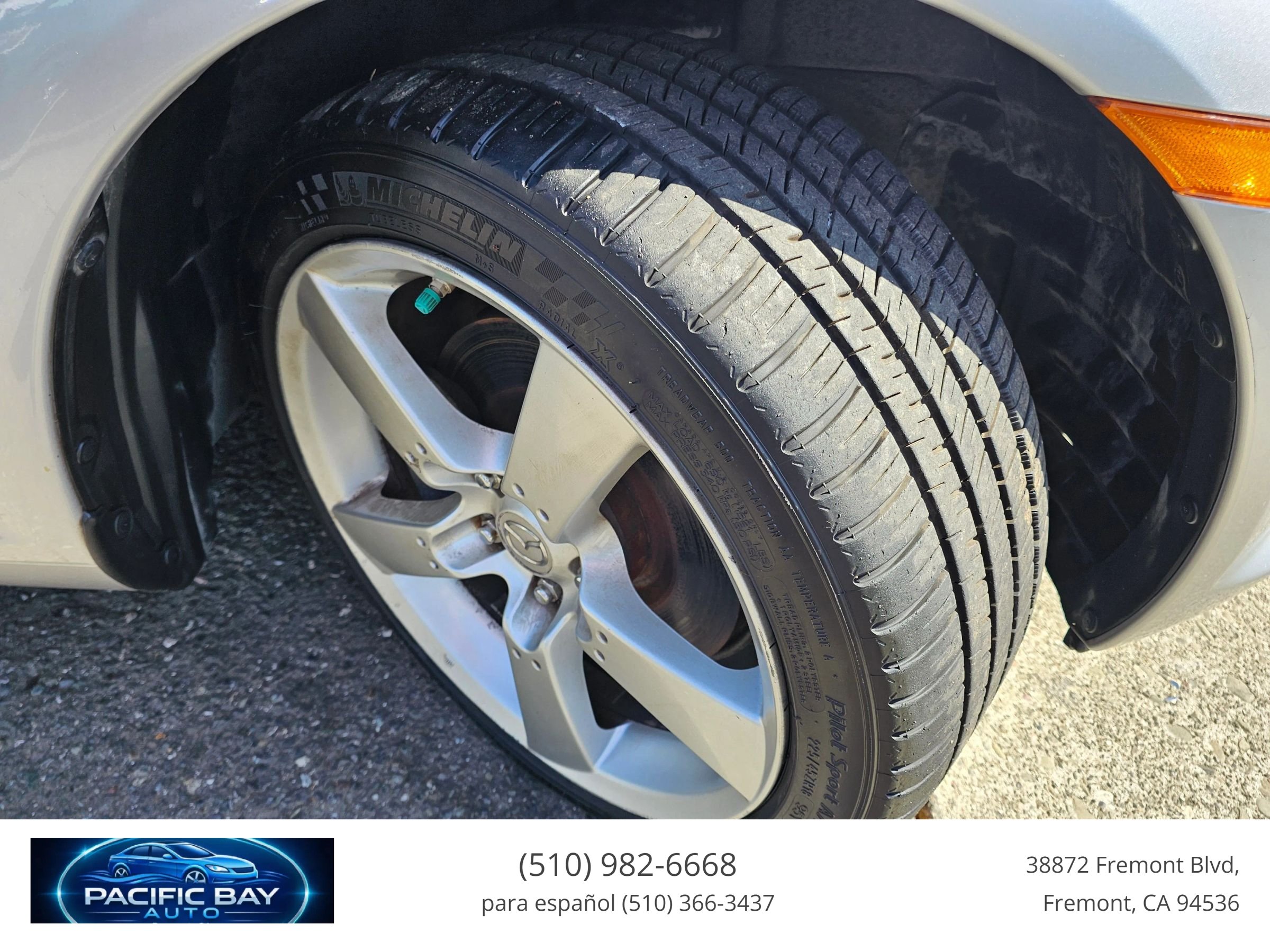 Used 2004 MAZDA RX-8 w/ MT Sport Pkg RWD image 13