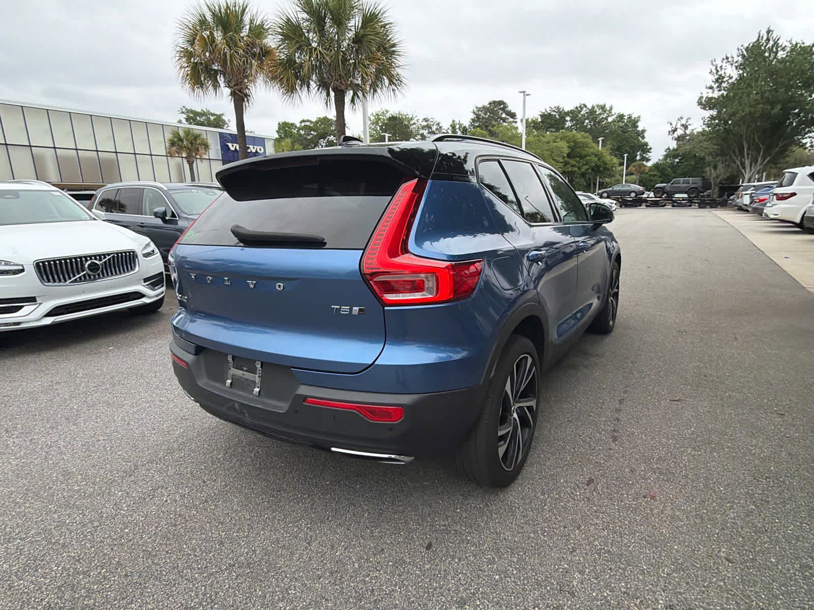 Used 2019 Volvo XC40 T5 R-Design AWD/4WD image 15