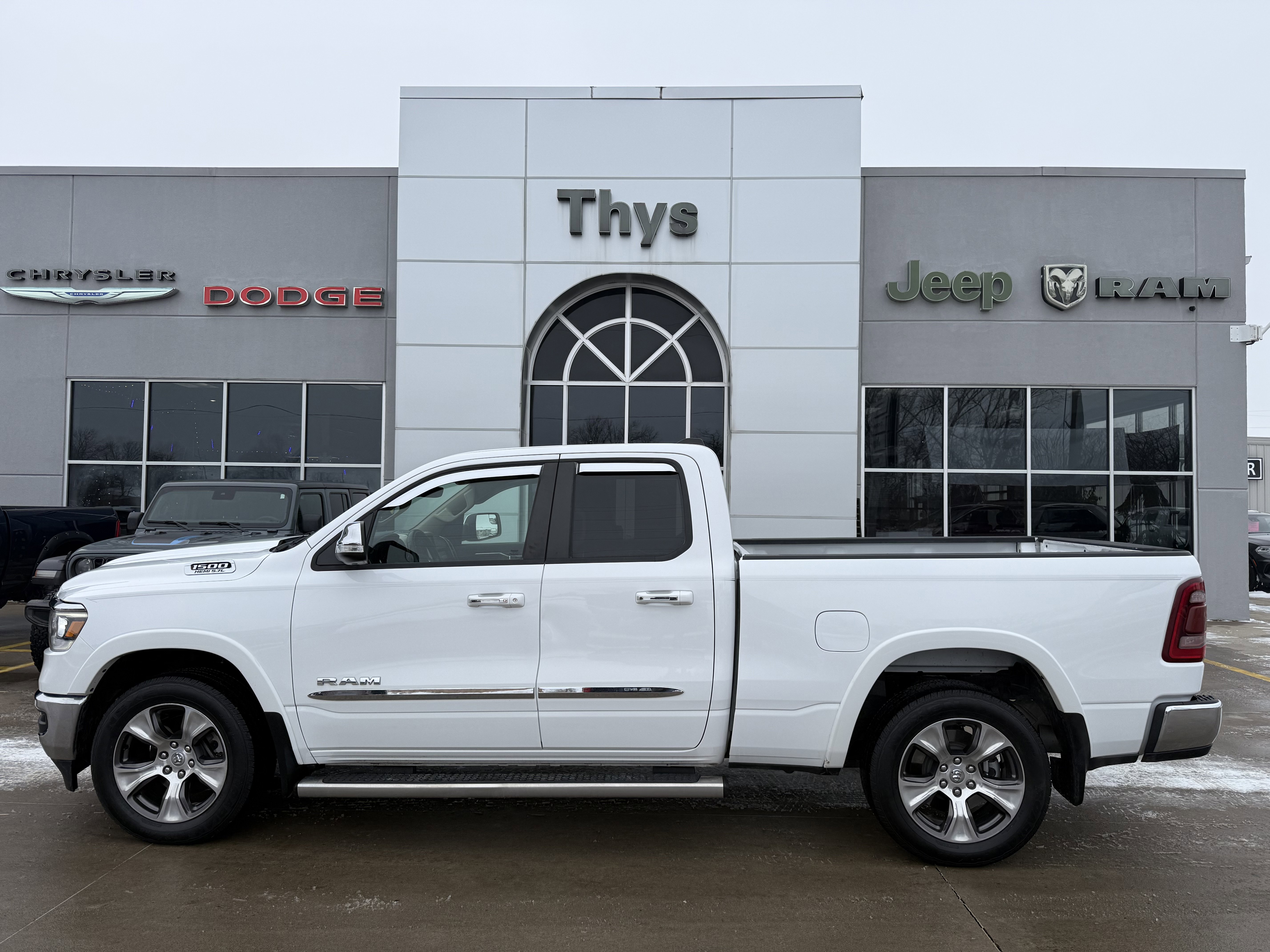 Used 2020 RAM 1500 Laramie image 37