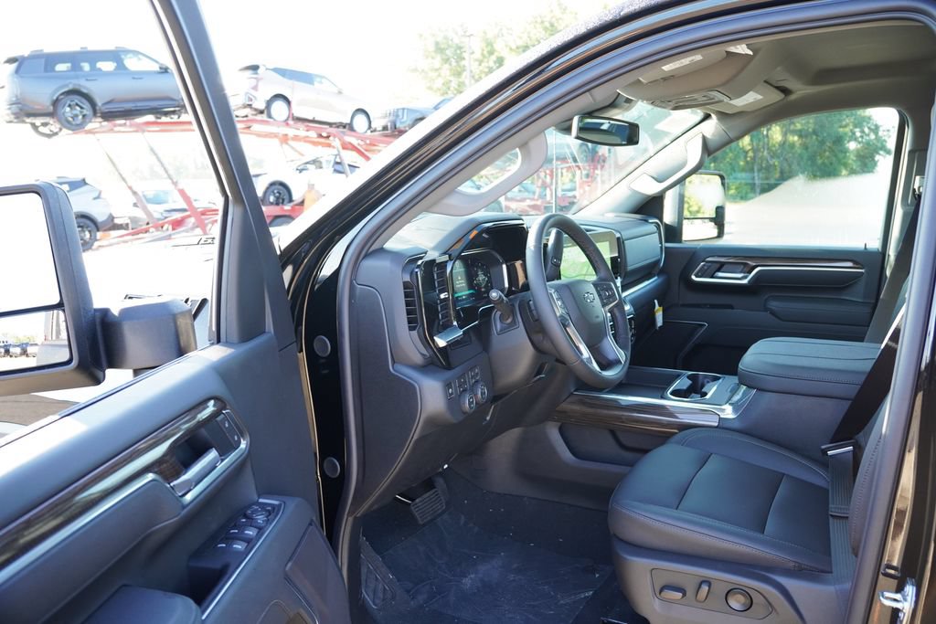New 2026 Chevrolet Silverado 2500 LT w/ Trail Boss Package AWD/4WD image 11