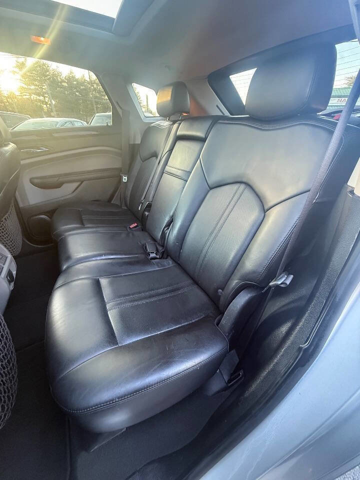 Used 2011 Cadillac SRX Luxury image 12