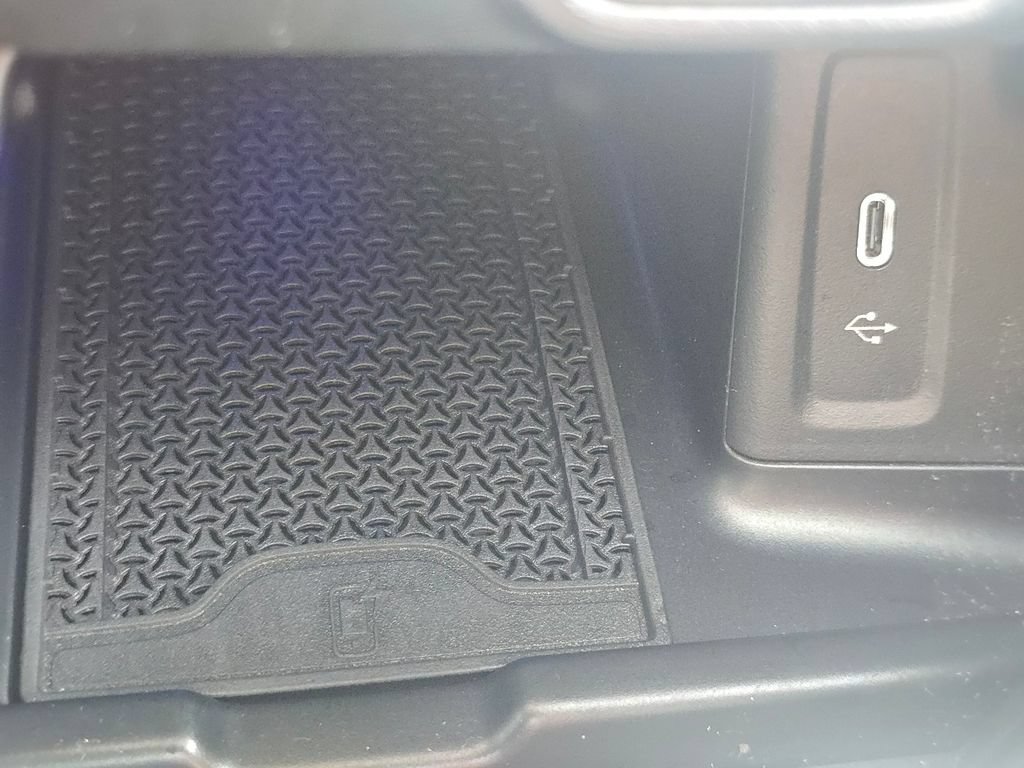 Certified 2023 Mercedes-Benz GLC 300 4MATIC image 33