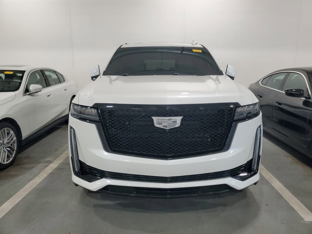 Used 2023 Cadillac Escalade ESV Sport Platinum w/ LPO, ONYX Package image 2