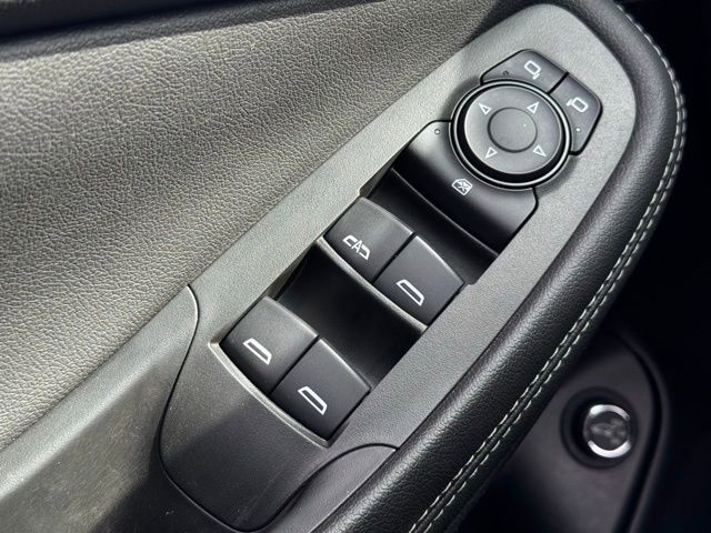 Used 2022 Buick Encore GX Select w/ Sport Touring Package AWD/4WD image 32