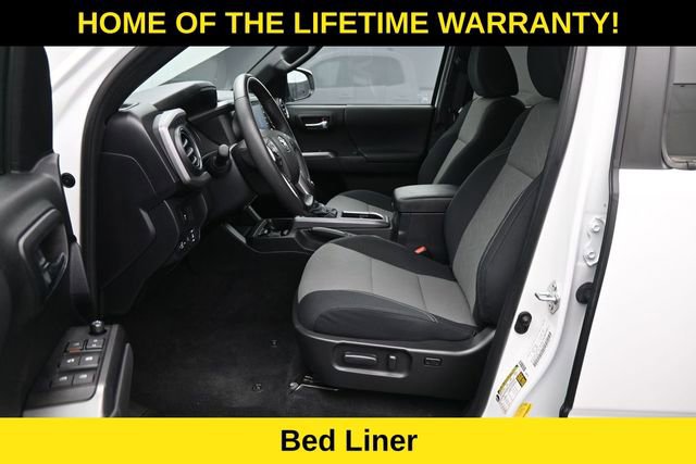 Used 2022 Toyota Tacoma TRD Sport AWD/4WD image 14