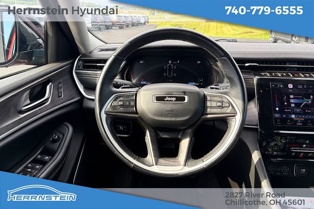 Used 2021 Jeep Grand Cherokee L Limited AWD/4WD image 7