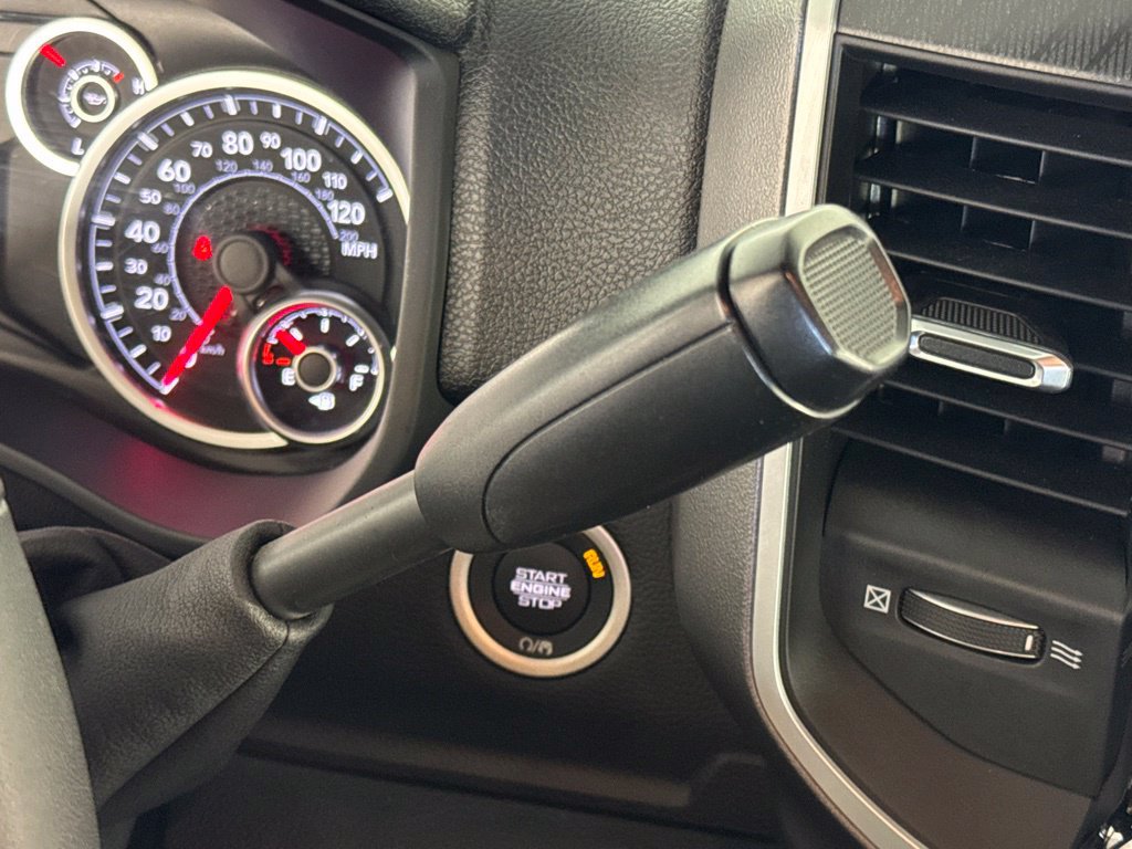 Certified 2025 RAM 2500 Big Horn AWD/4WD image 26