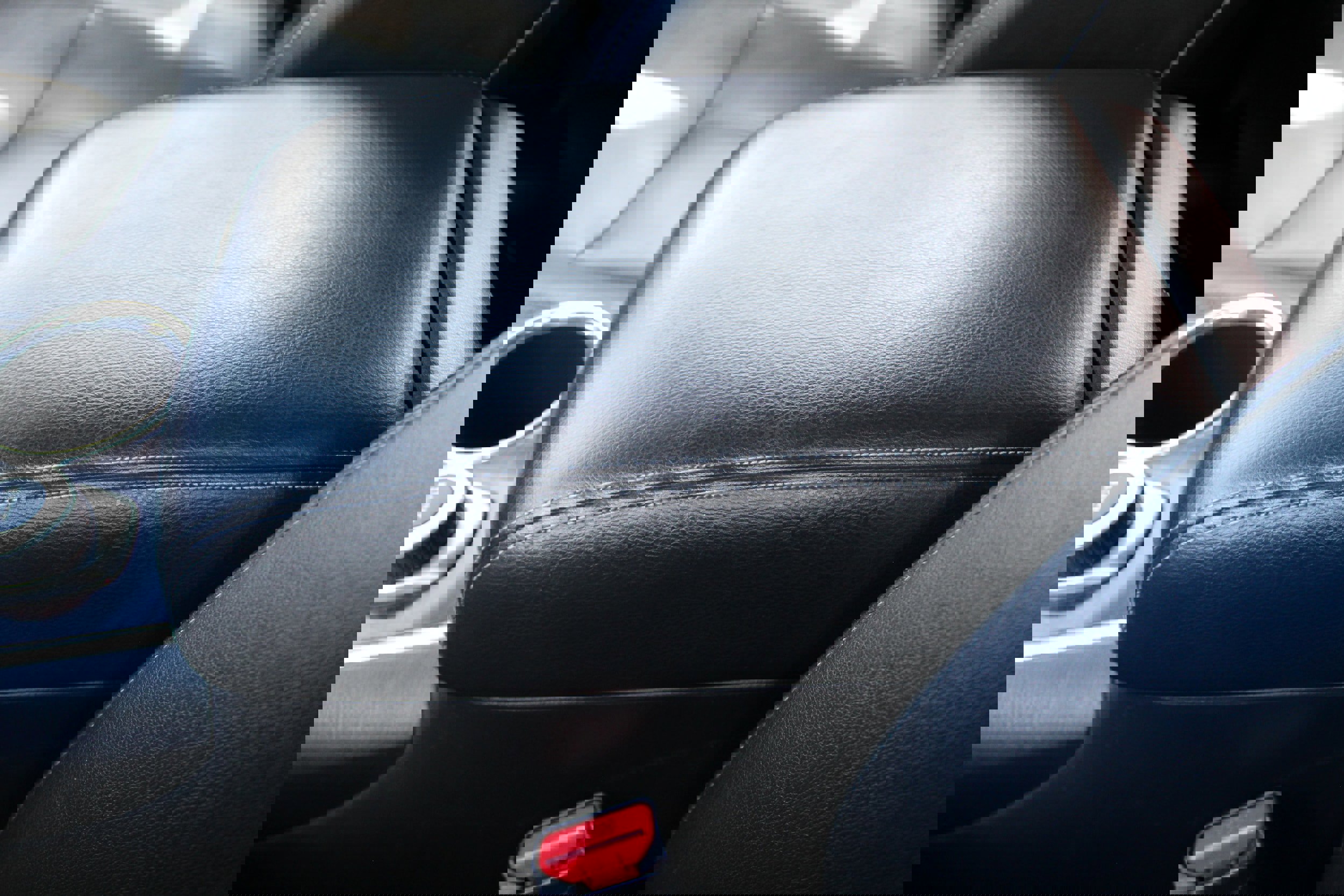 Used 2013 Nissan Pathfinder SL w/ Cargo Pkg image 34