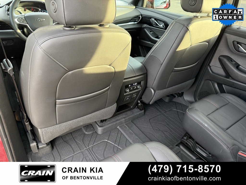 Used 2023 Chevrolet Traverse RS image 26