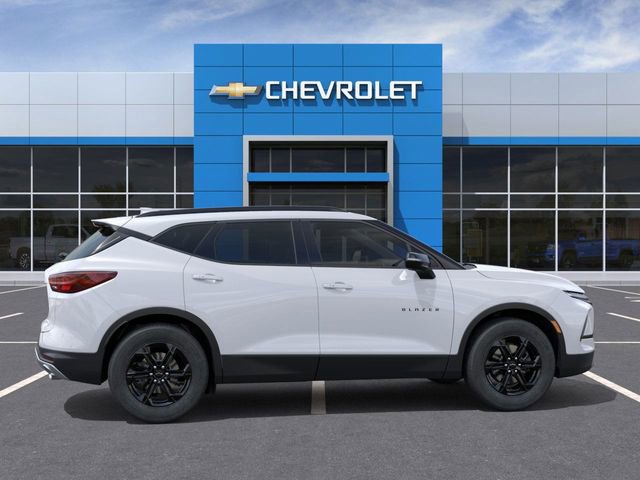 New 2026 Chevrolet Blazer LT w/ Midnight/Sport Edition image 5