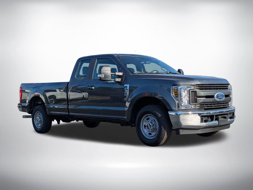 Used 2018 Ford F350 XL RWD image 2