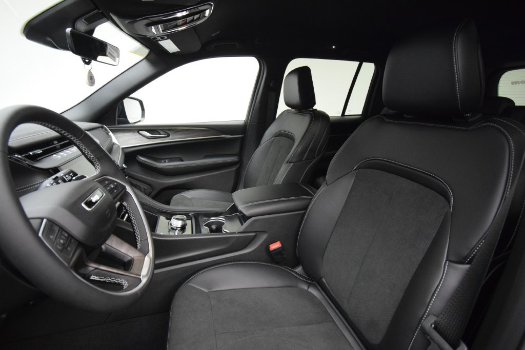 New 2027 Jeep Grand Cherokee 4WD image 31