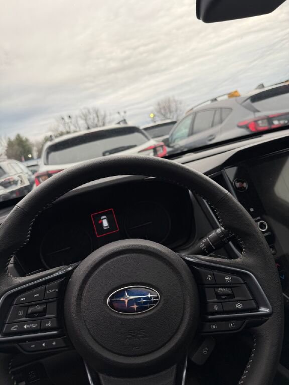 Used 2025 Subaru Forester Limited AWD/4WD image 9