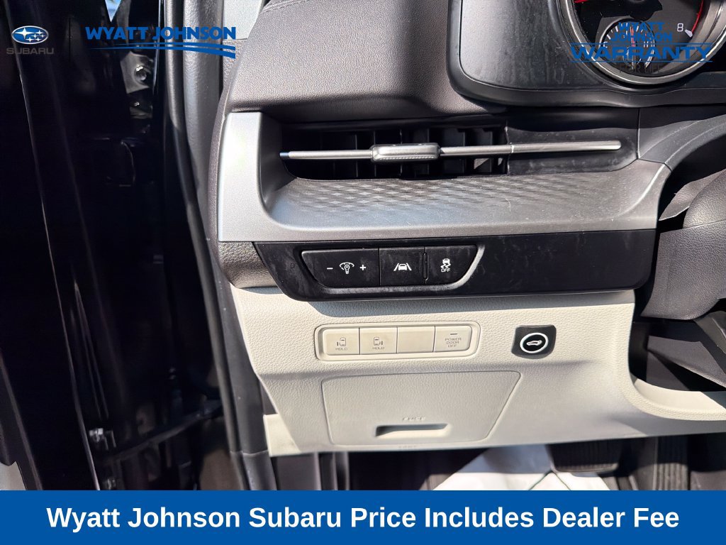 Used 2024 Kia Carnival LX FWD image 20