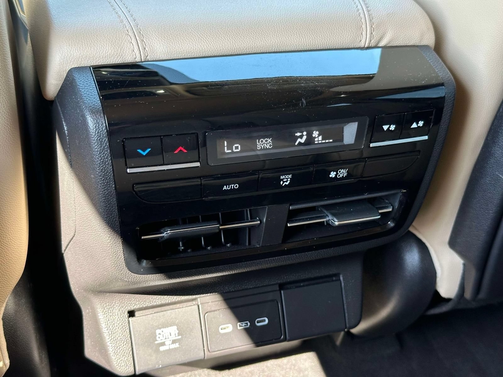 Certified 2025 Acura MDX SH-AWD image 14