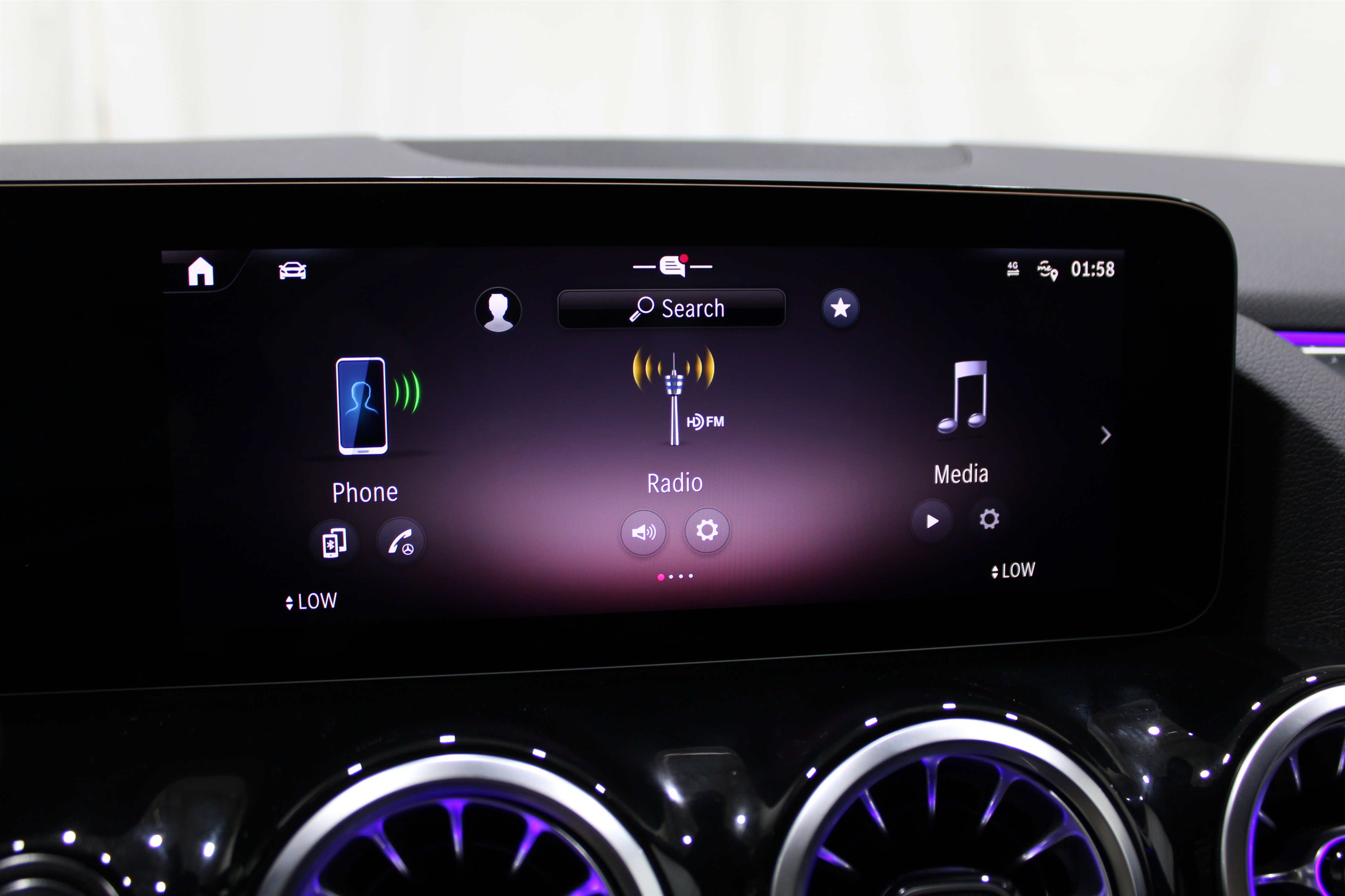 Used 2025 Mercedes-Benz GLA 250 4MATIC image 15