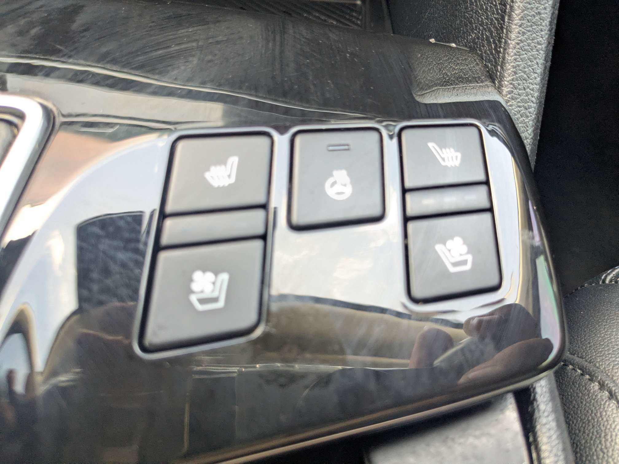 Certified 2023 Kia Sportage SX FWD image 28