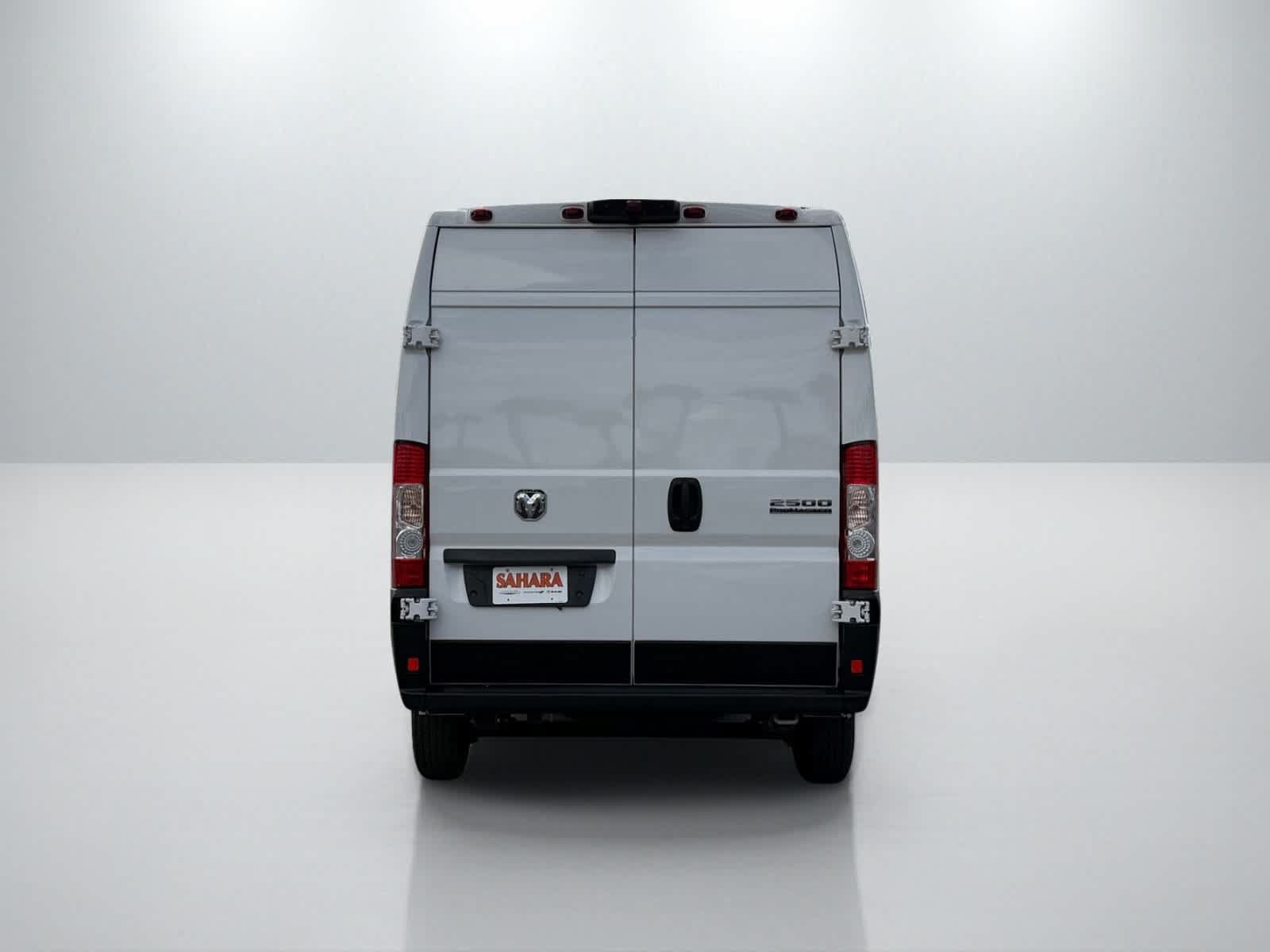Used 2025 RAM ProMaster 2500 w/ Convenience Group FWD image 5