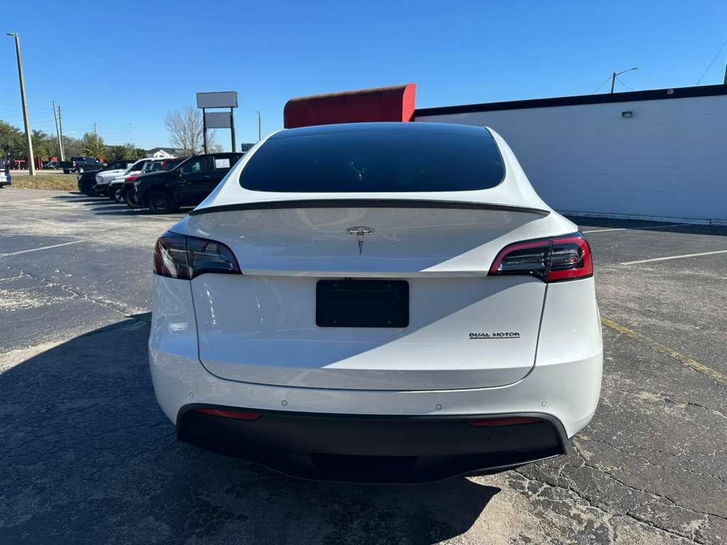 Used 2022 Tesla Model Y Performance image 6