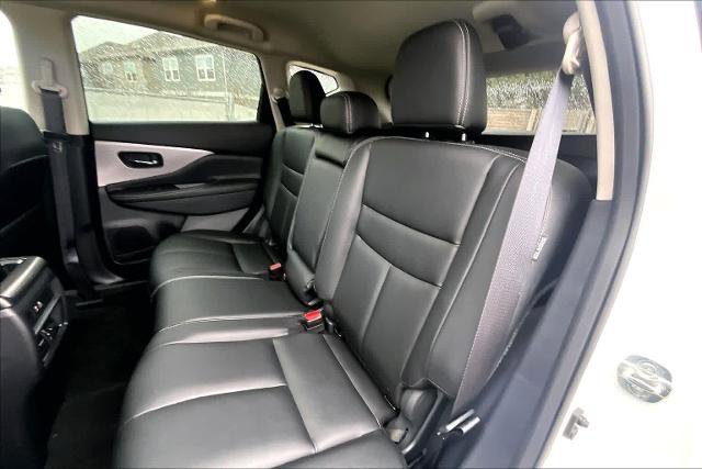 Certified 2024 Nissan Murano SV w/ SV Midnight Edition Package image 19