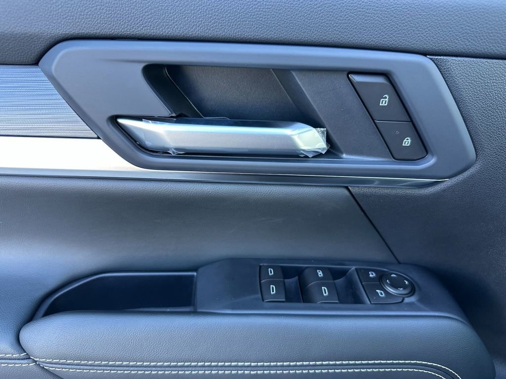 New 2026 GMC Terrain Elevation w/ Black Edition image 10