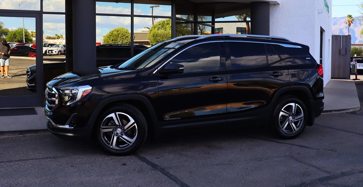Used 2020 GMC Terrain SLT w/ Preferred Package FWD image 4