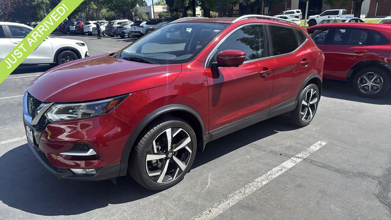 Used 2022 Nissan Rogue Sport SL w/ Premium Package AWD/4WD image 1