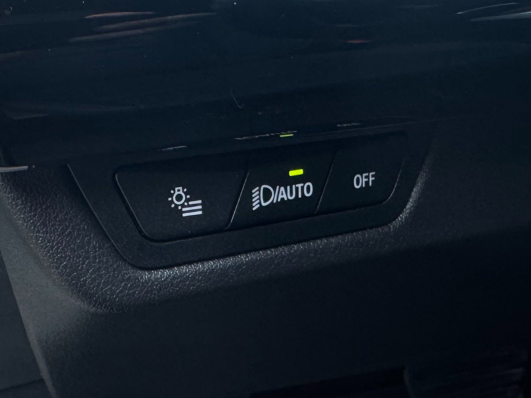 Used 2024 BMW X1 xDrive28i w/ Convenience Package image 19