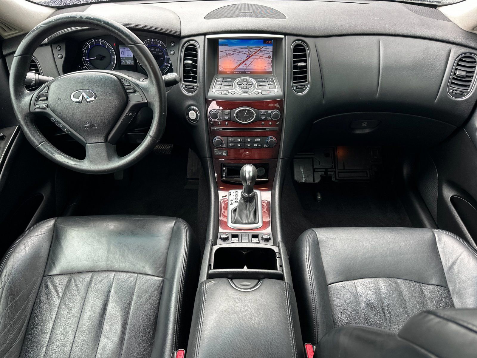 Used 2016 INFINITI QX50 AWD w/ Deluxe Touring Package image 12