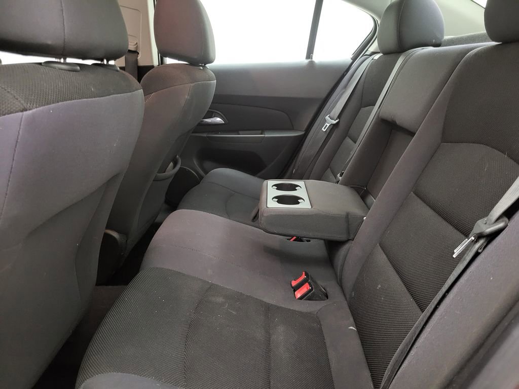 Used 2015 Chevrolet Cruze LT image 37